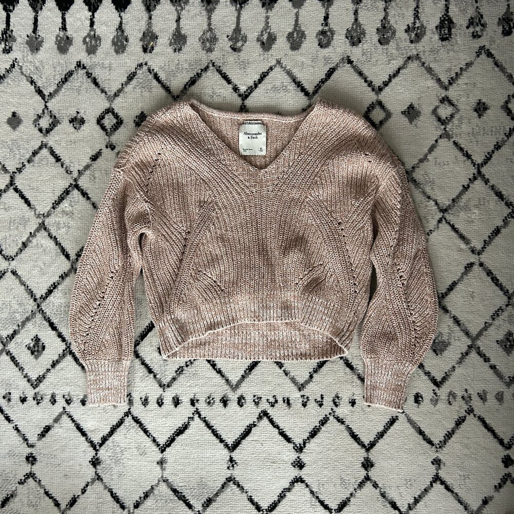 Abercrombie & Fitch Knit Sweater